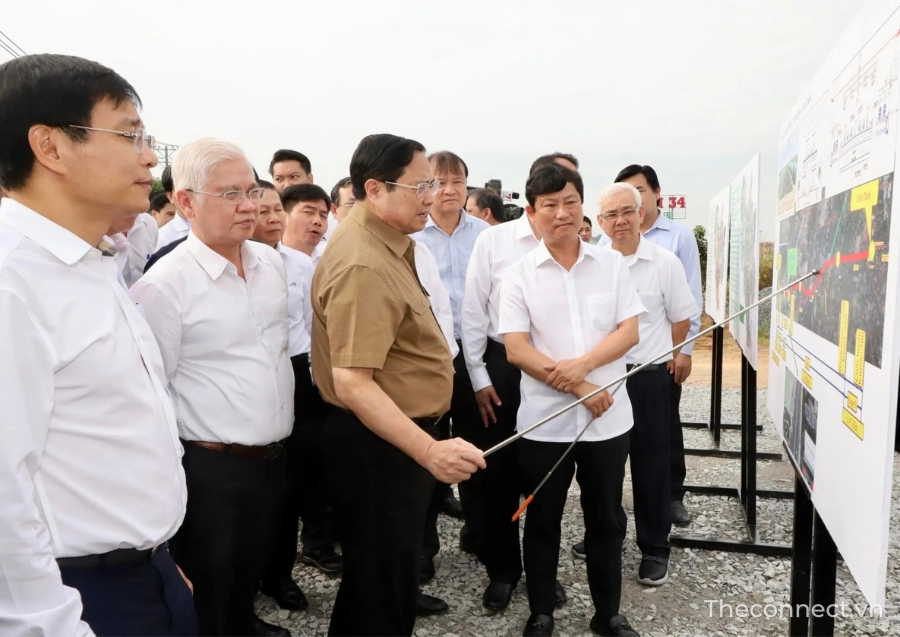 Thành lập ban chỉ đạo xây dựng Đề án Trung tâm tài chính khu vực và quốc tế